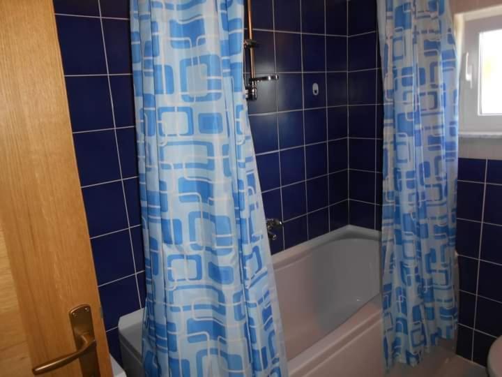 Karin Apartmani Hani Gornji Karin Exteriör bild