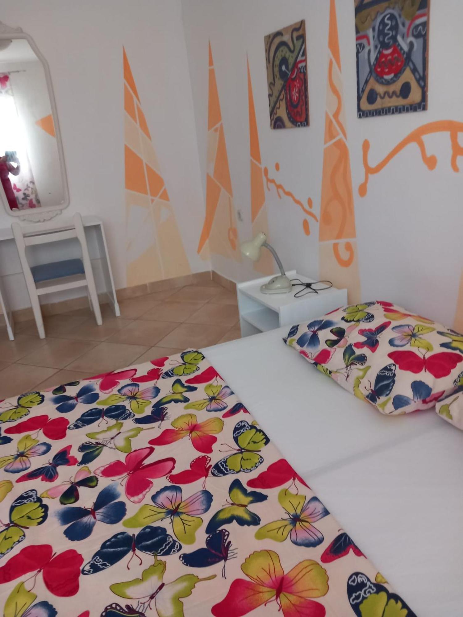 Karin Apartmani Hani Gornji Karin Exteriör bild