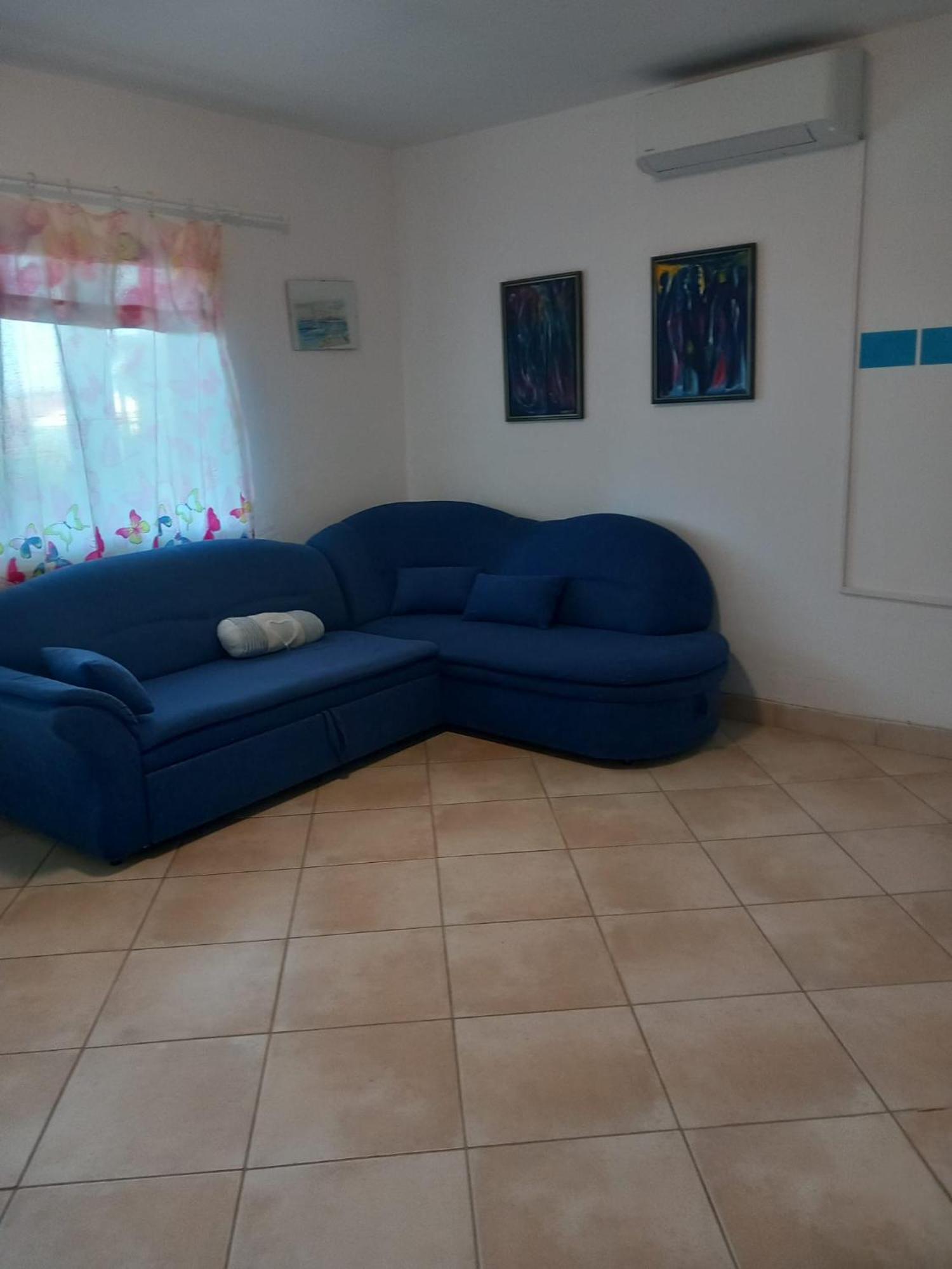 Karin Apartmani Hani Gornji Karin Exteriör bild